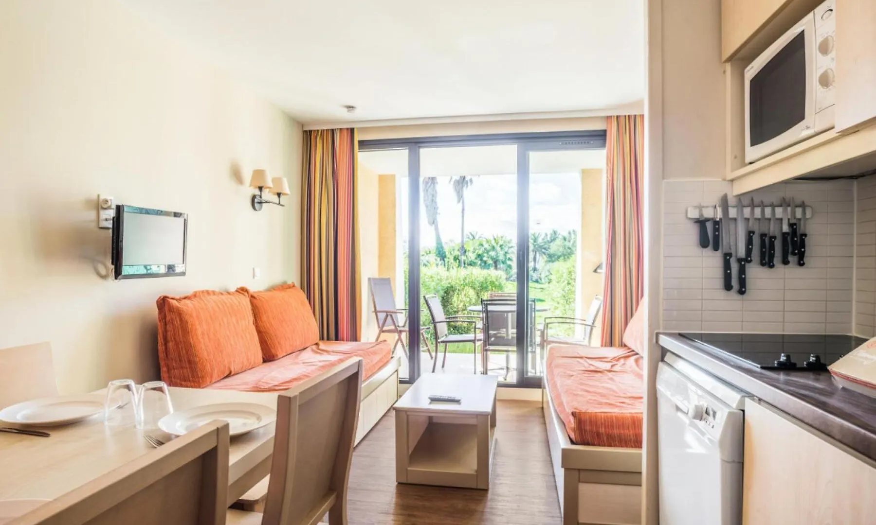Residence Les Parcs De Grimaud - Maeva Home - Appartement 2 Pieces 5 Personnes - Confort Mae-0275 0*,  Francie